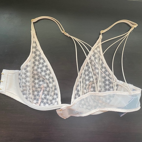 Victorias secret starburst unlined plunge bra 32 - Picture 6 of 6